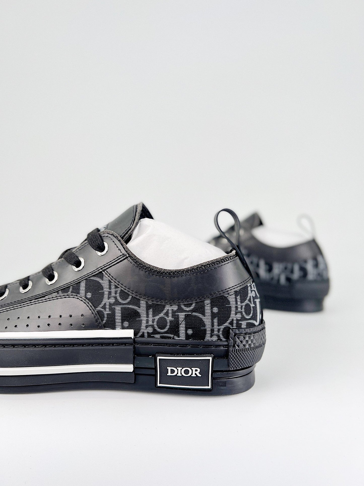 DIOR B23 Oblique High Top Sneakers