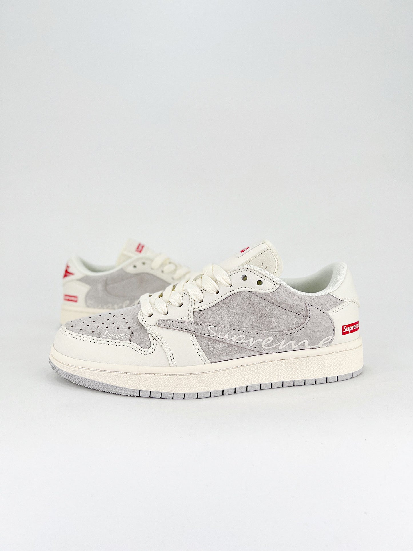 Nike Air Jordan 1 Low SUPREME