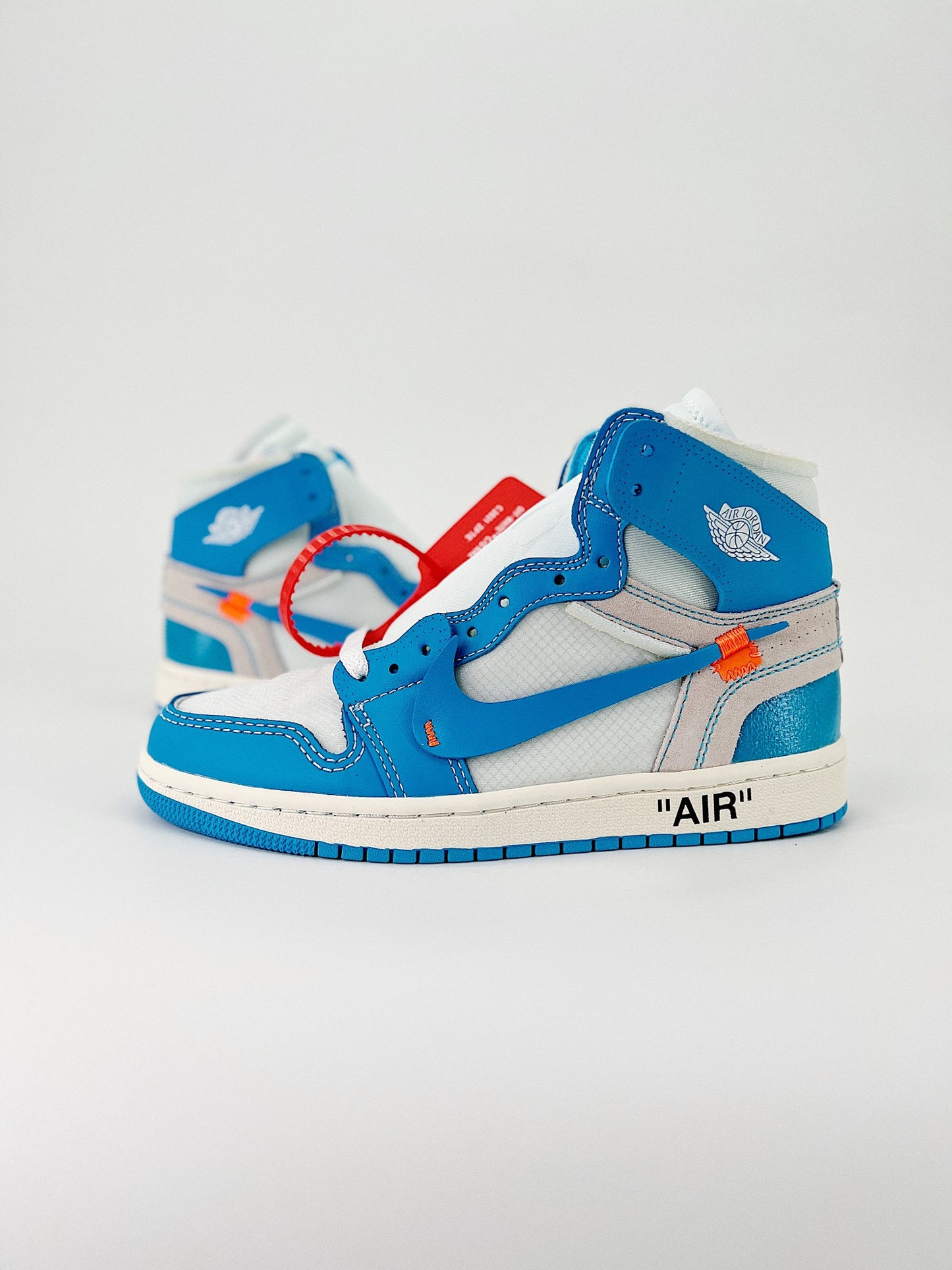 Off-White x Air Jordan 1 Retro High OG “UNC” (Copia) (Copia)