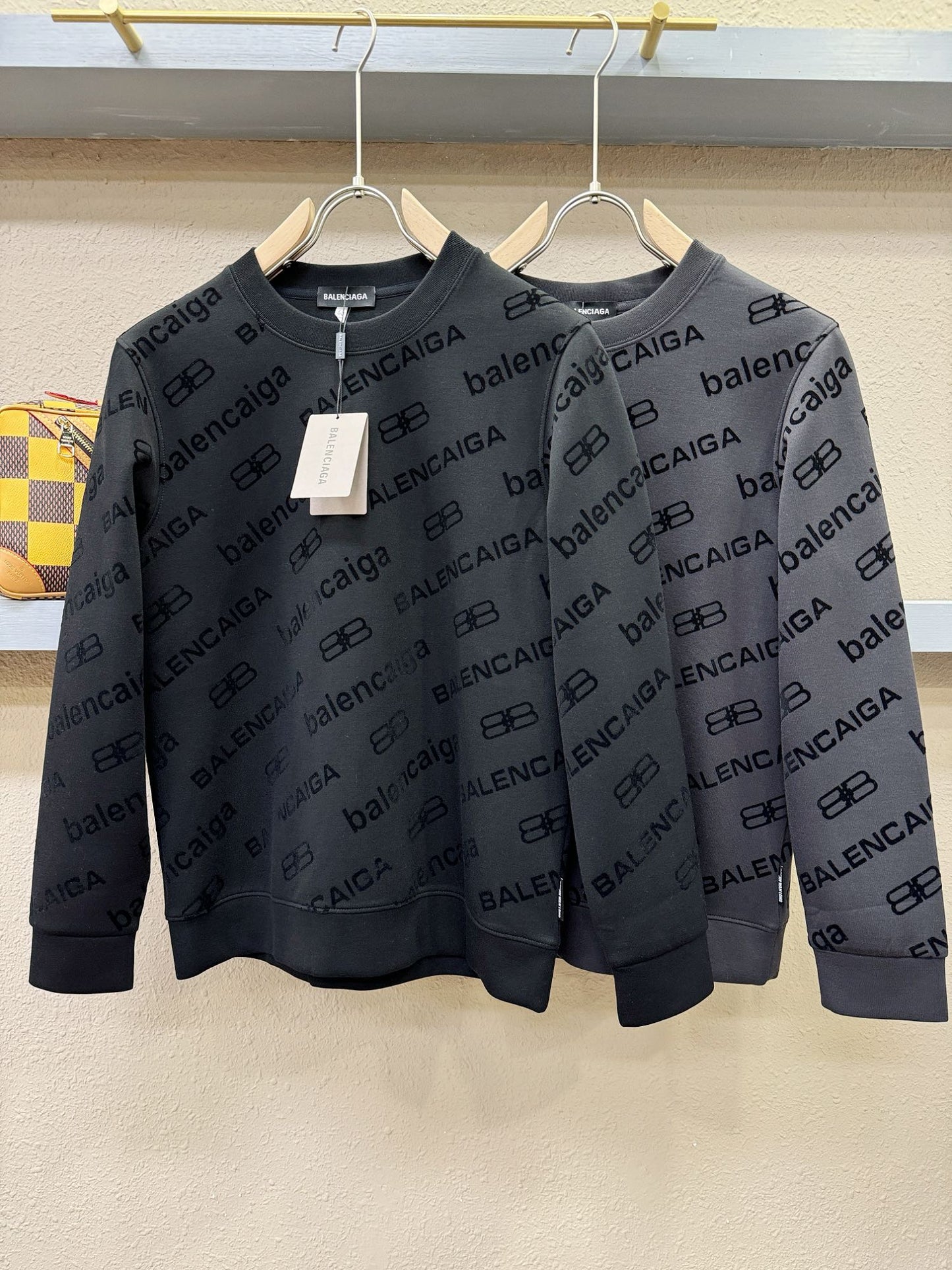 POLERA BALENCIAGA