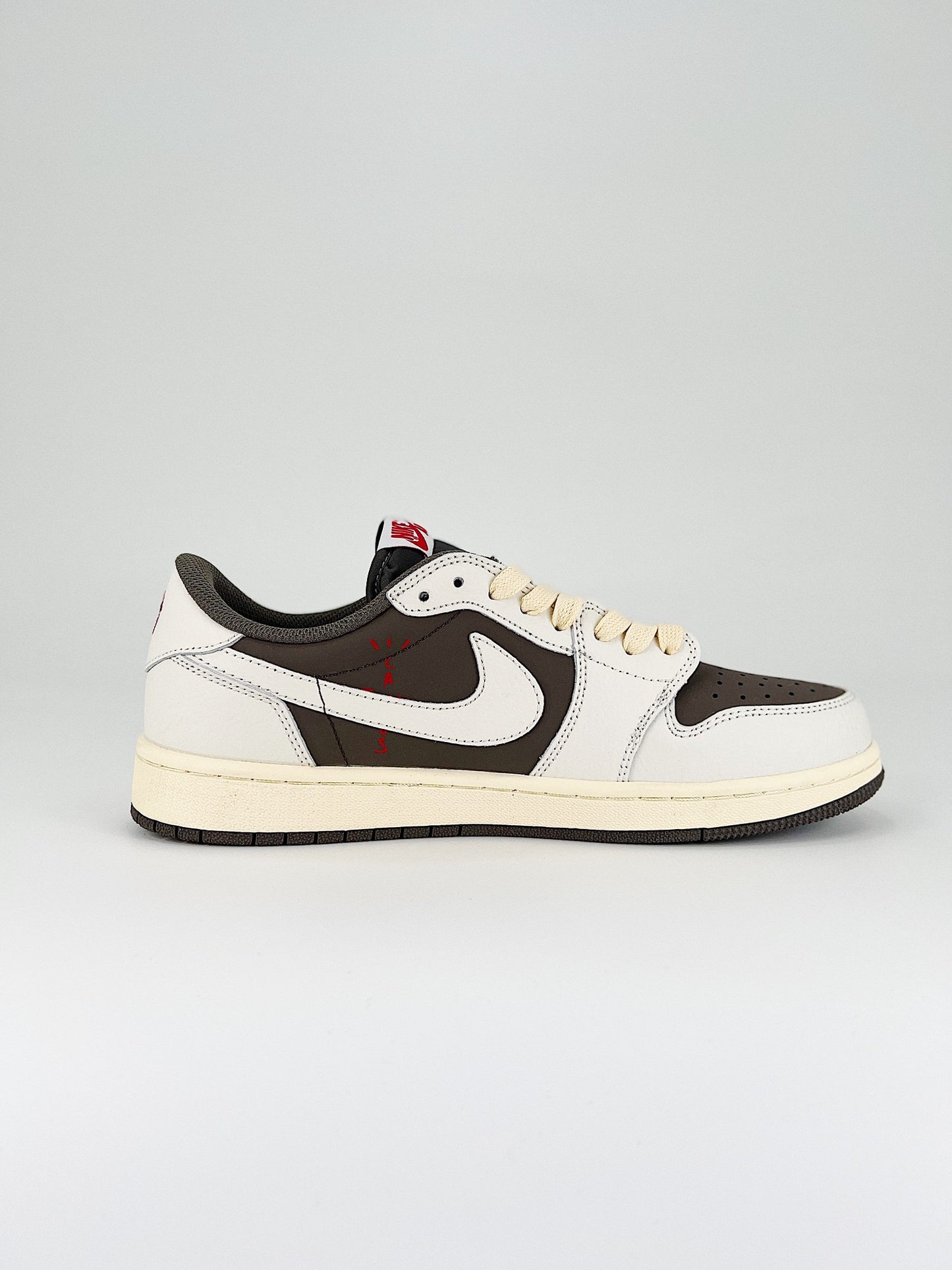 Travis Scott x Air Jordan 1 Low (Copia)