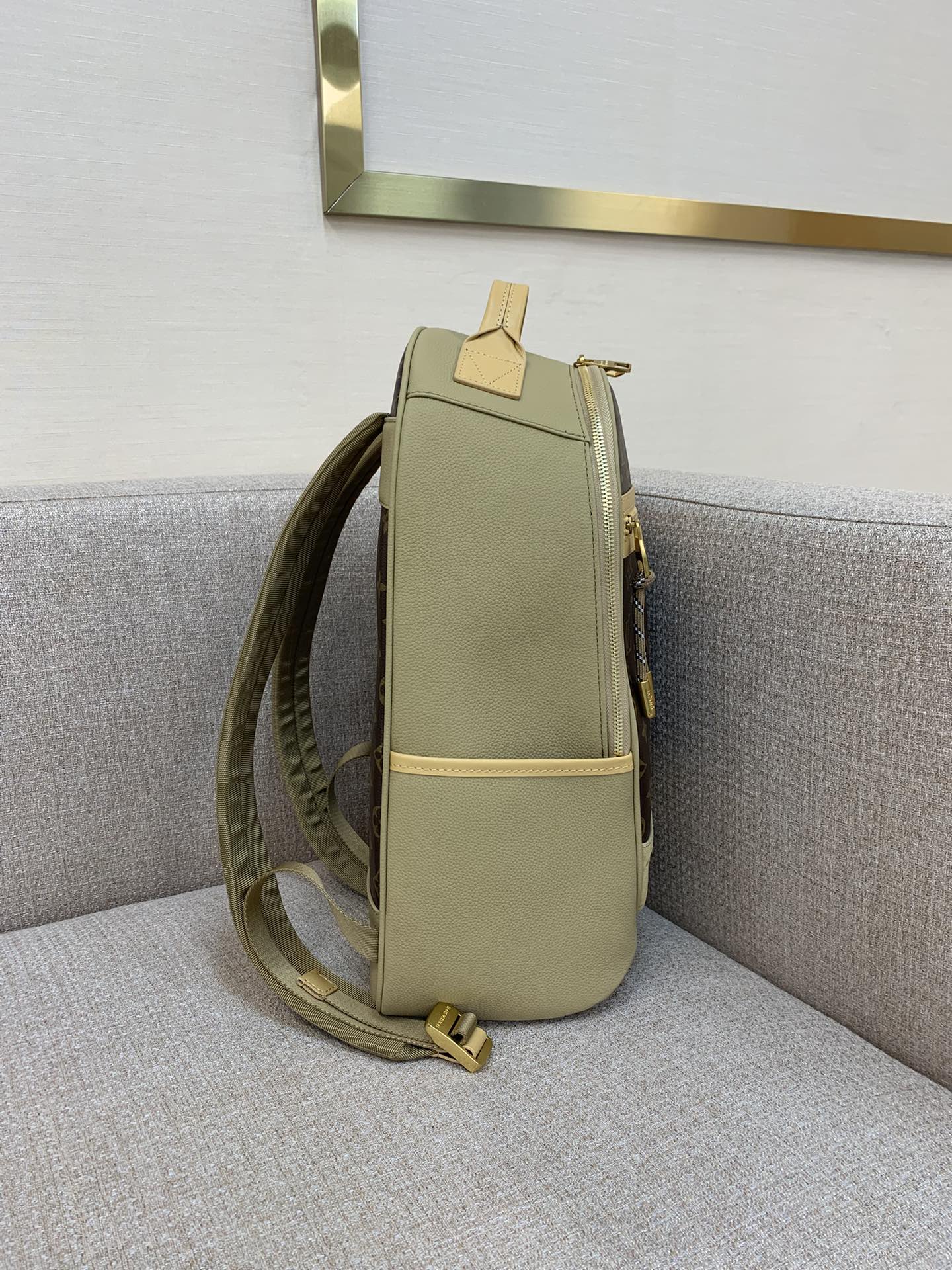 LOUIS VUITTON Outdoor bag