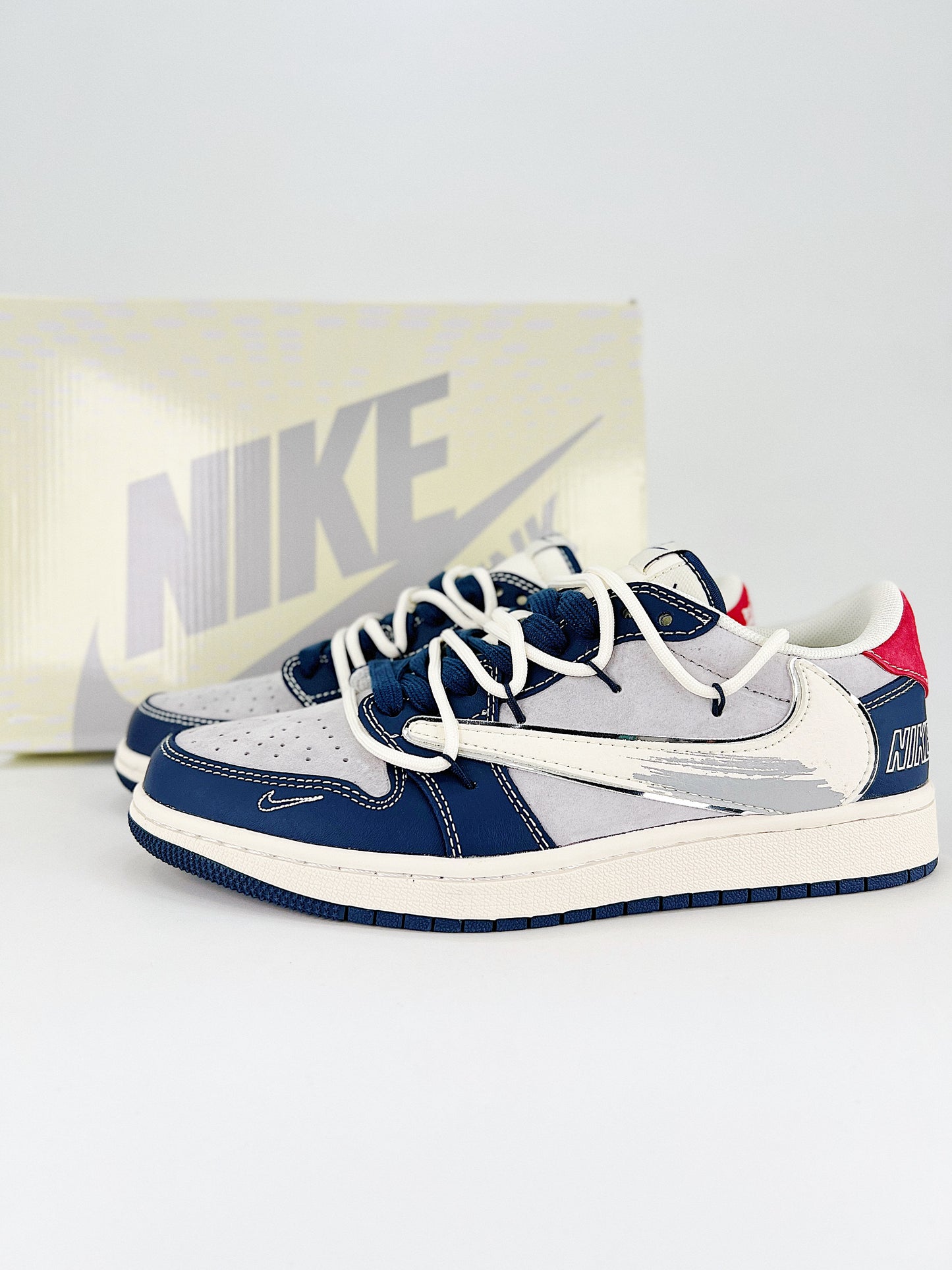 Nike Air Jordan 1 Low